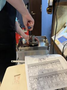 店長さんがメンテ